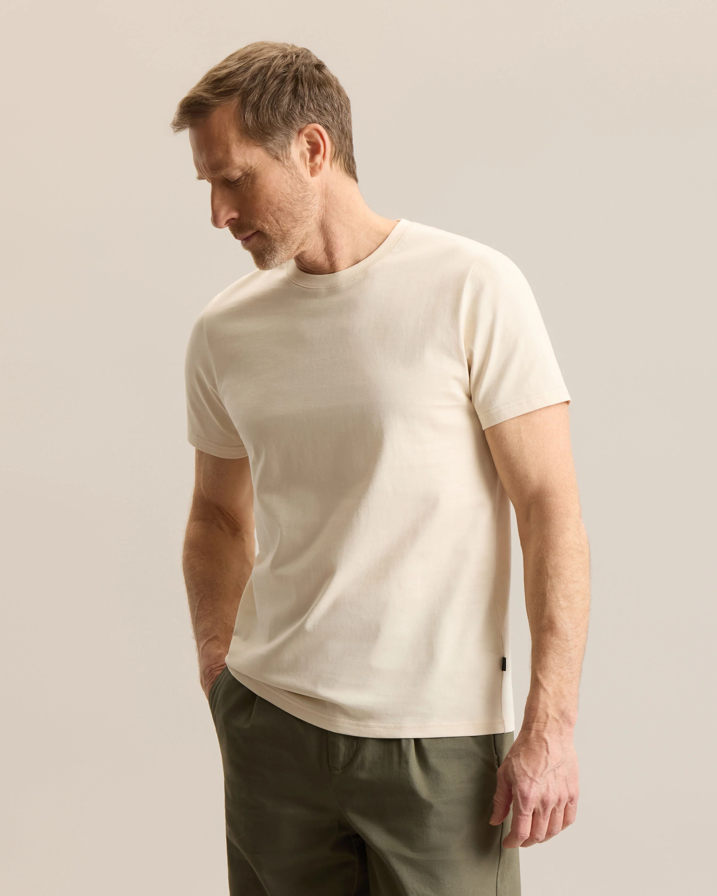 ESSENTIAL SLIM TEE - Image 2