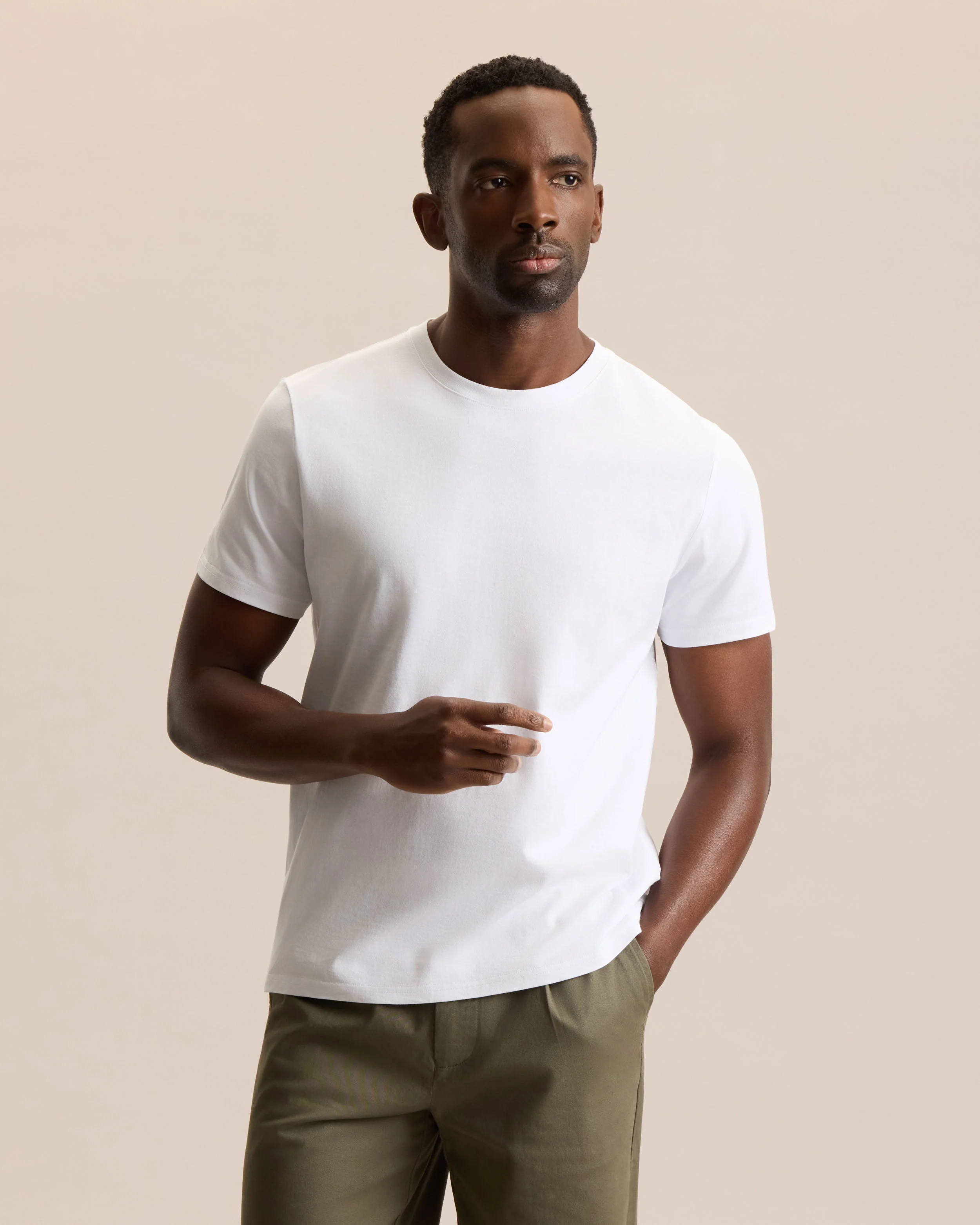 ESSENTIAL SLIM TEE