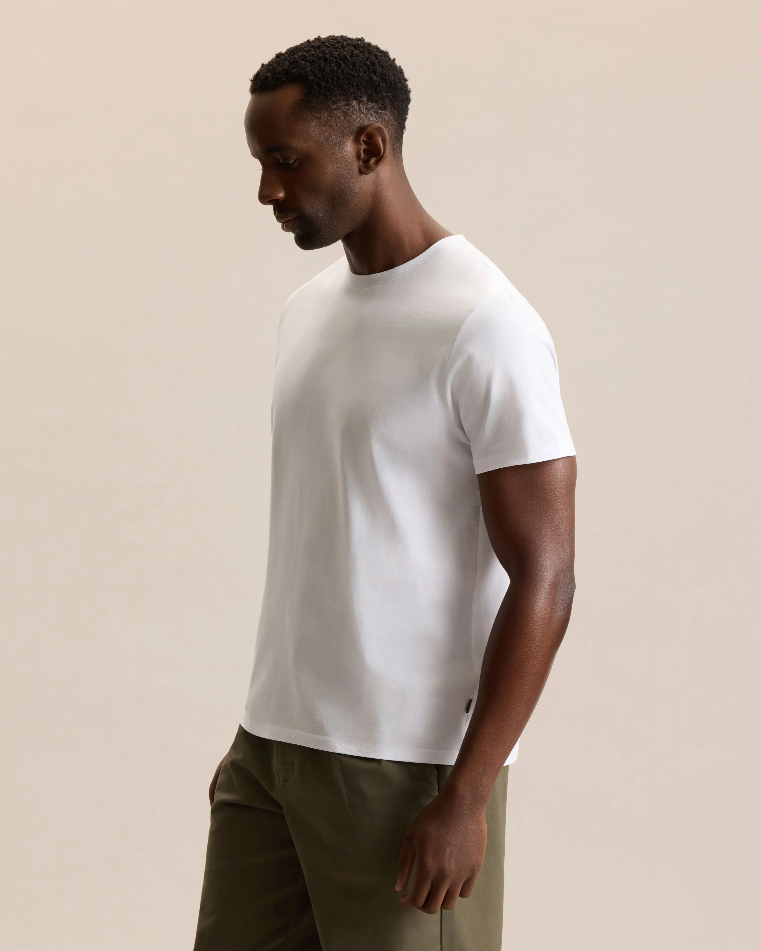ESSENTIAL SLIM TEE - Image 2