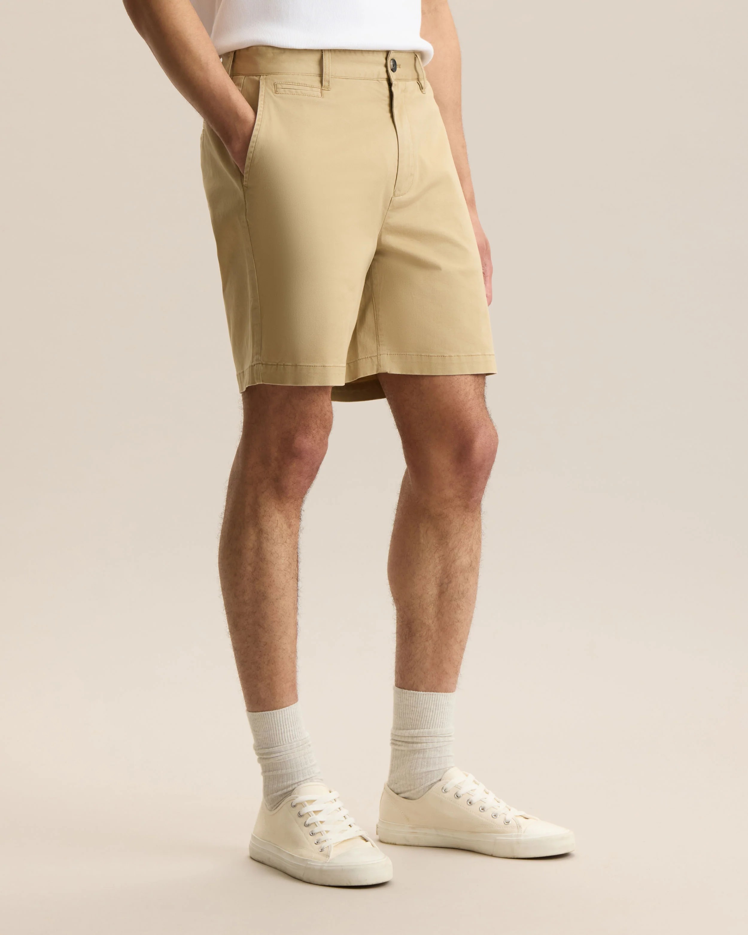 ESSENTIAL CHINO SHORT - Image 2